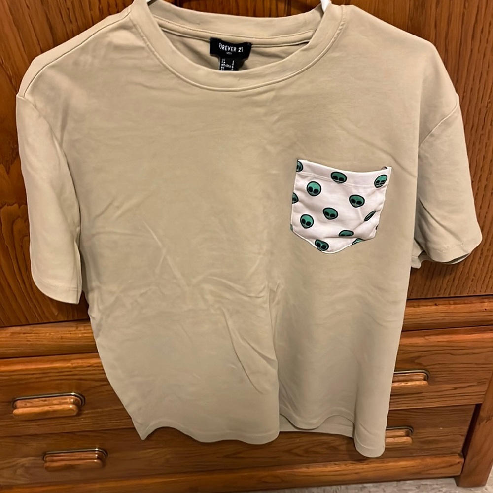 KHAKI ALIEN SHIRT